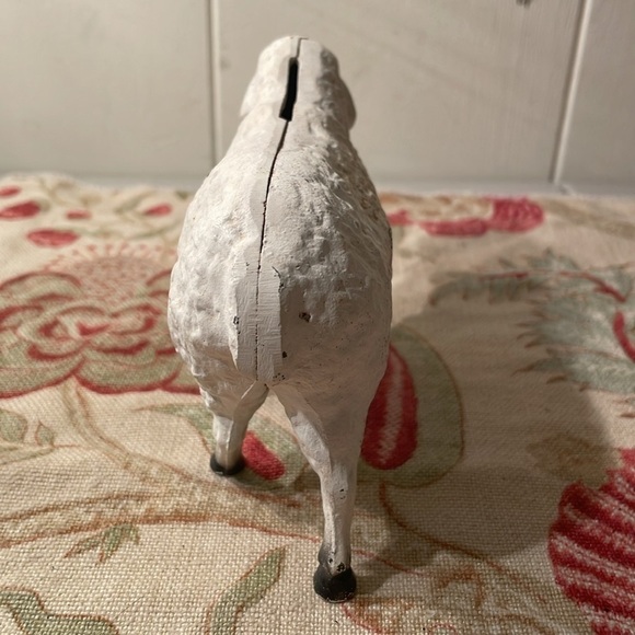 Vintage John Wright White Black Cast Iron Still Penny Lamb or Sheep Stand Bank - Picture 4 of 12